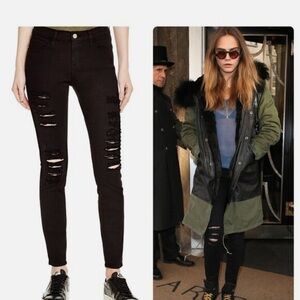 Frame size 25 Le Skinny De Jeanne Distressed Destroyed Ripped Jeans In Film Noir